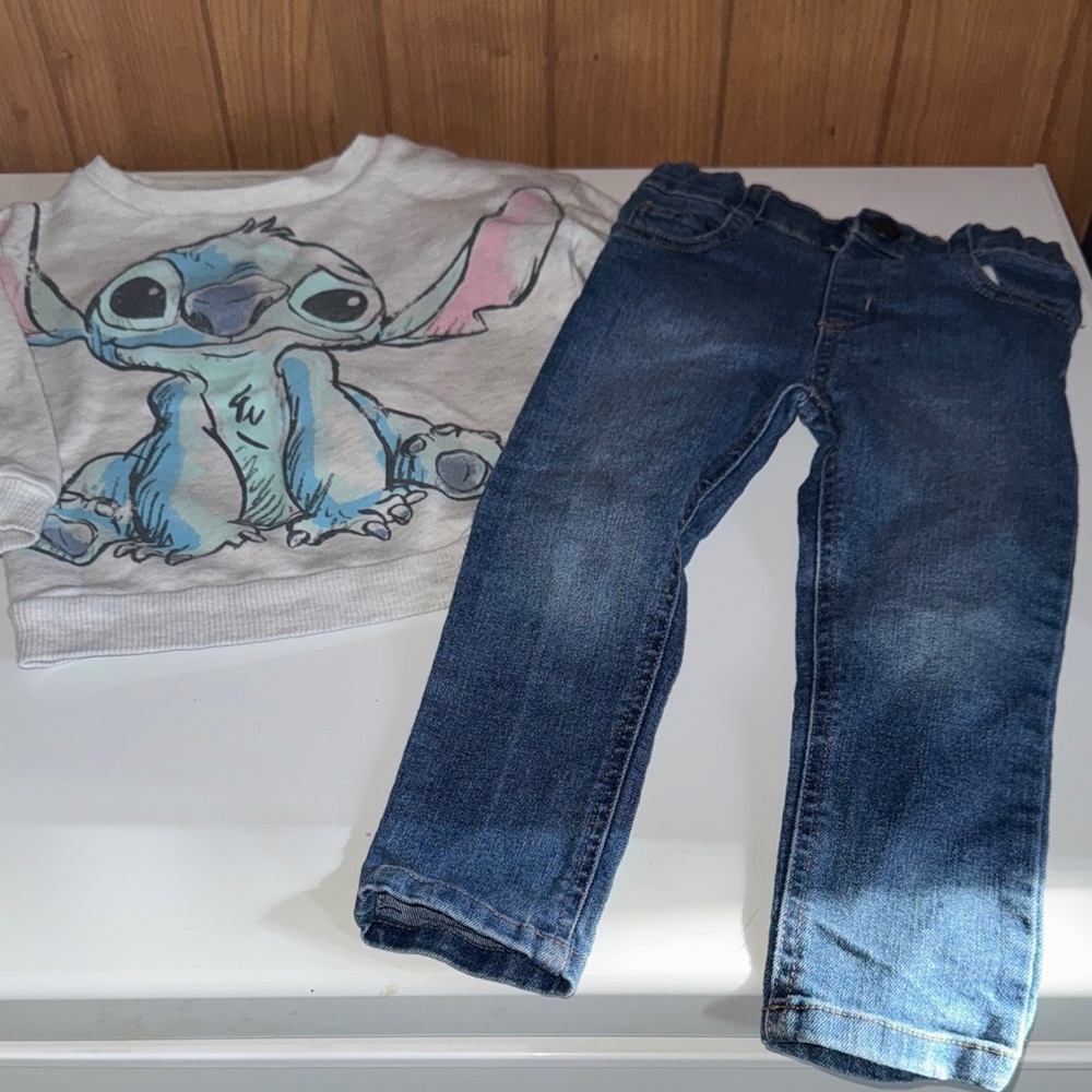 Disney Gray and Blue Stitch Sweatshirt and Jeans Set